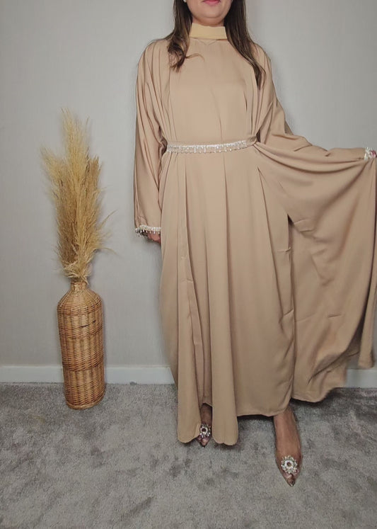 ROSALEE DIAMANTE ABAYA BEiGE